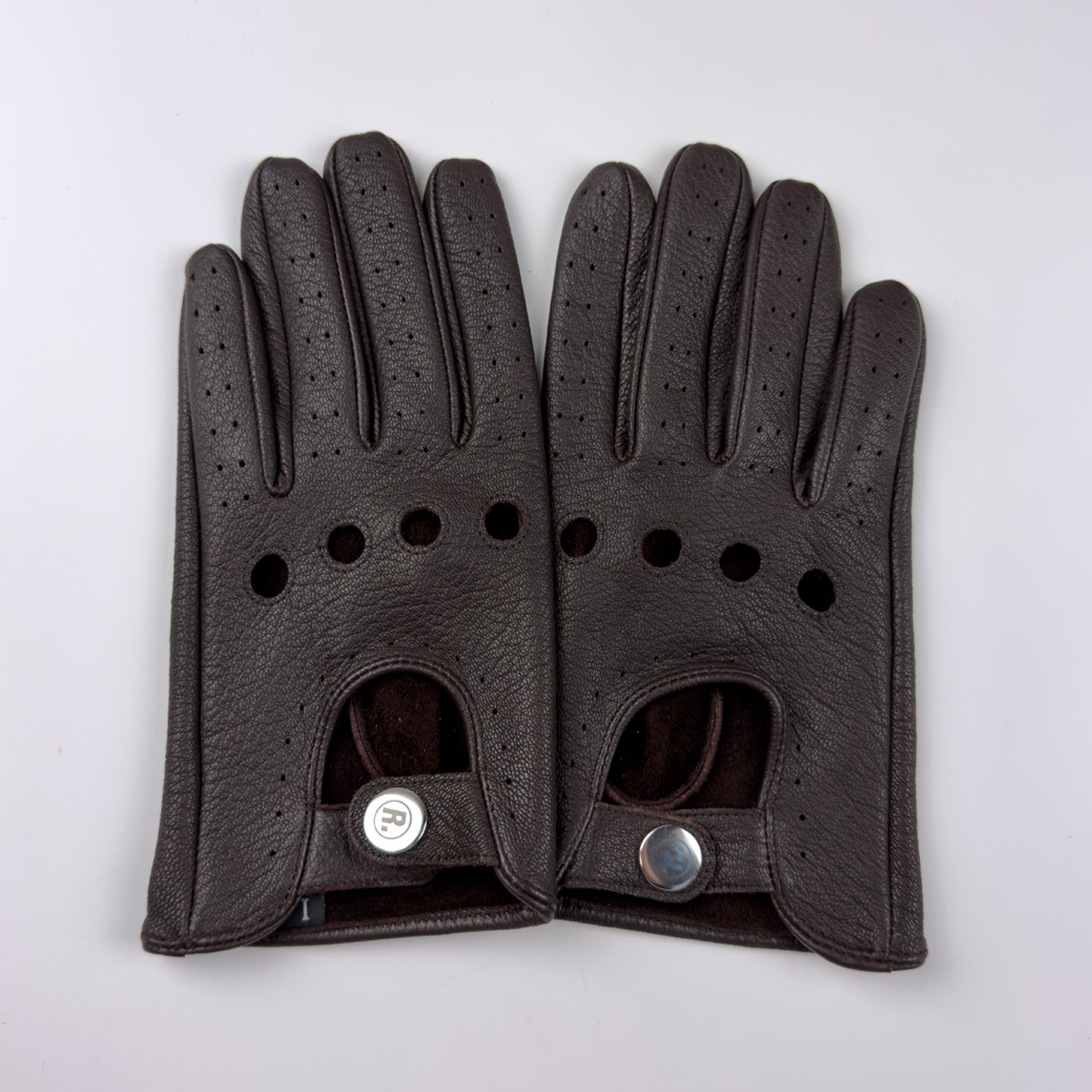 Leather driving gloves with perforated detailing – Apex Driver Gloves by Racing Relics